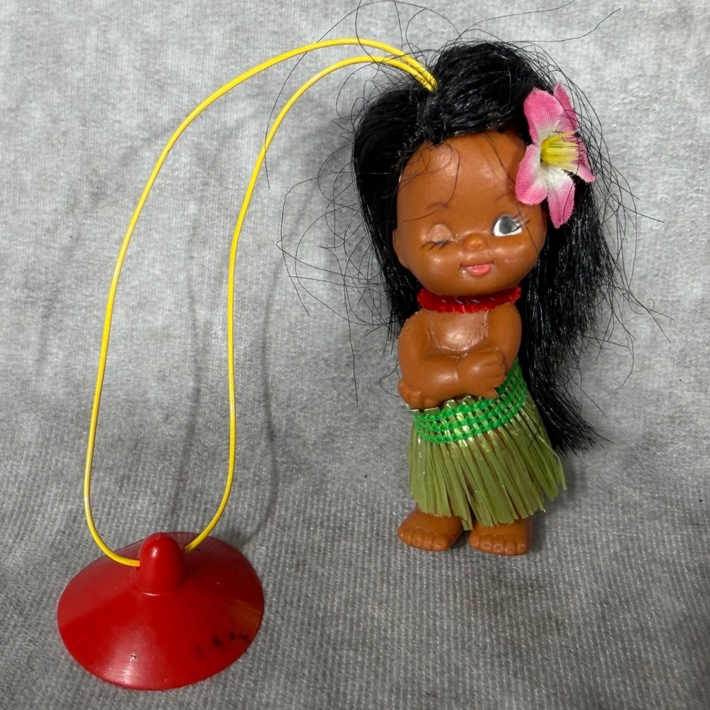 Vtg Hula Girl Dashboard Doll Suction Cup Hong Kong Hawaiian Grass Skirt Tiki